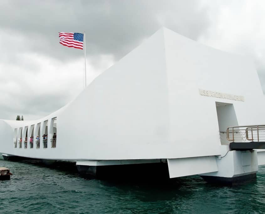 Guided Pearl Harbor Tours From Maui Book A Tour To Oahu - viaje al aeropuerto la invacion robloxiana cap 2